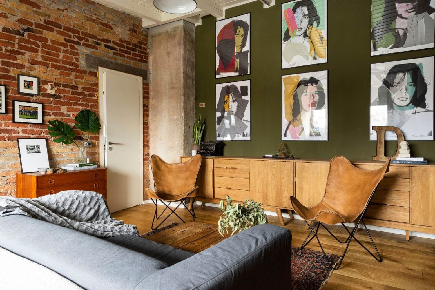 Stunning Hidden Industrial Apartment With Tranquil Setting image